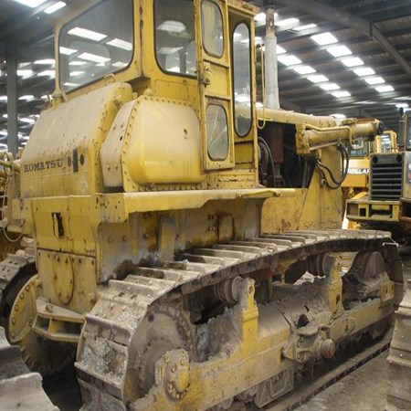 KOMATSU D85-18, D85-21, D155 bulldozer