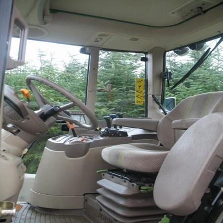 2007 John Deere 6430