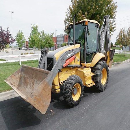 2003 VOLVO BL70