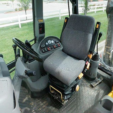 2003 VOLVO BL70