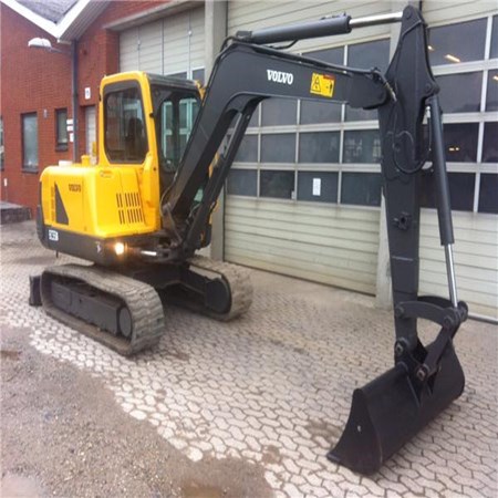 2003 Volvo EC55B