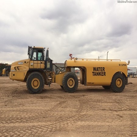 Used Bell Water Truck - 4206D in Good condition for Sale