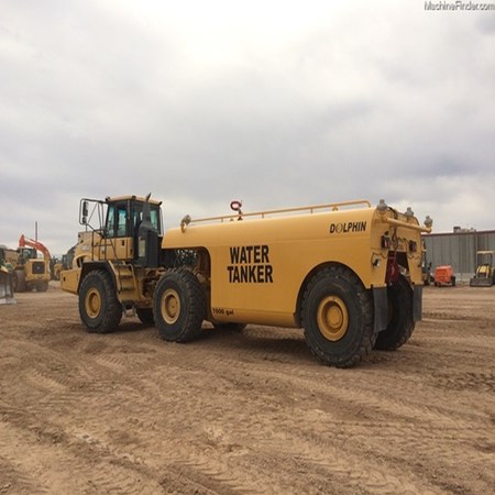 Used Bell Water Truck - 4206D in Good condition for Sale