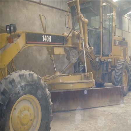 Komatsu :GD605R GD511 GD5114 GD511A    CAT:120 120G 120H 140 140G 140H