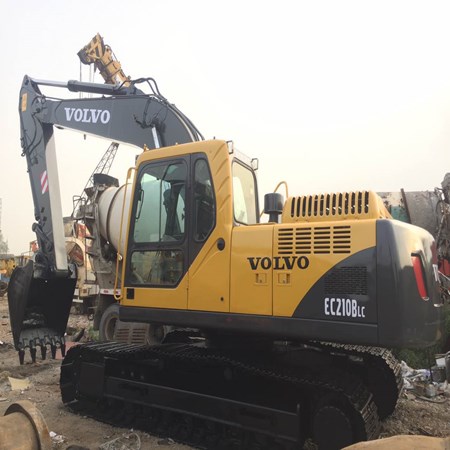 2013 Used Volvo Excavator E210B for Sale