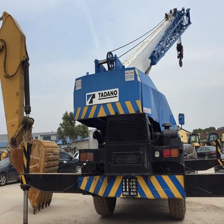 used Tadano rough-terrain crane GR-250N