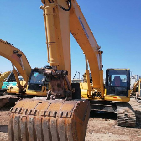 used Komatsu excavator PC200-7