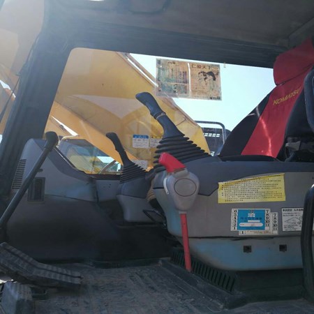 used Komatsu excavator PC200-7