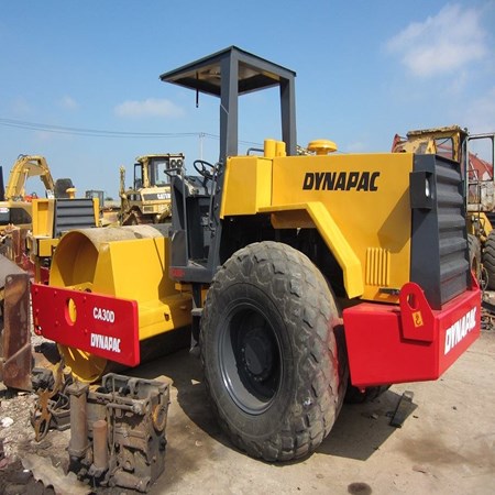 used Dynapac road roller 2002 CA30D