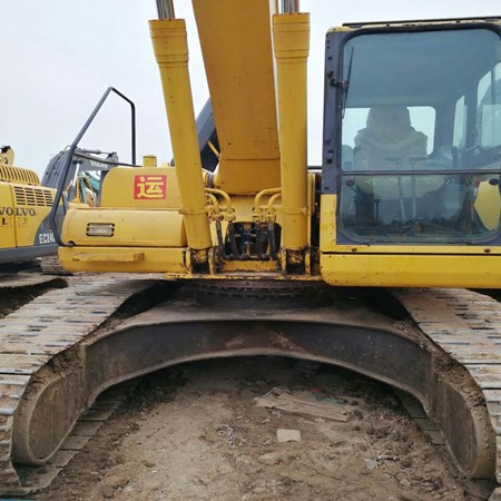 used Komatsu excavator PC220-7