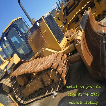 2 Units of Used Caterpillar D5M Bulldozer for Sale