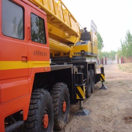  Tadano crane