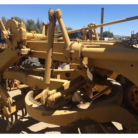 Used CATERPILLAR 12 Motor Grader - 1951 Year for Sale