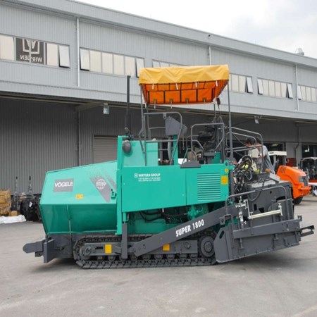 Used Tracked Paver Super 1800 – VÖGELE for Sale