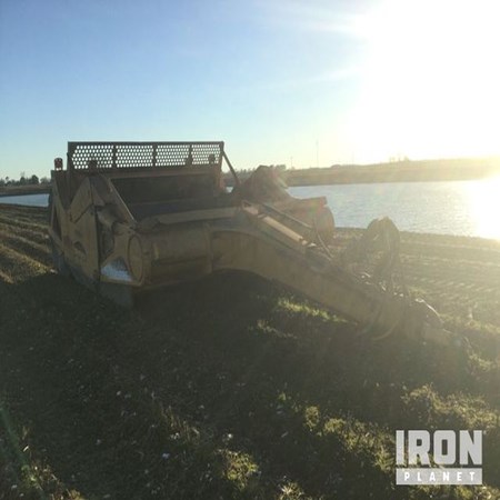 Used 2008 John Deere 2112E Pull Scraper for sale in Good condition