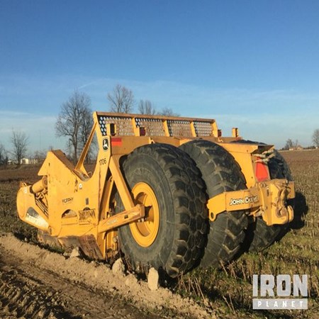 Used 2008 John Deere 2112E Pull Scraper for sale in Good condition