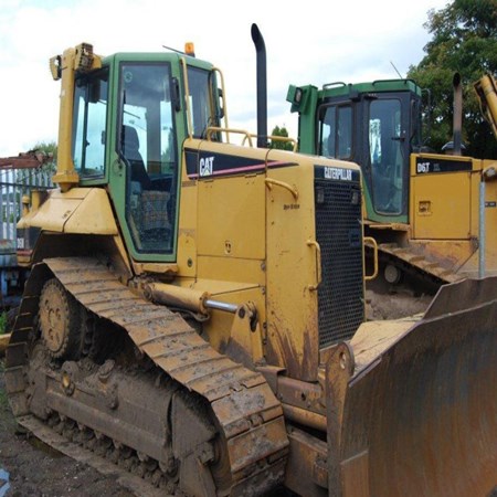 Caterpillar – Year 2004 – D6N XL Used Crawler Bull Dozer for Sale