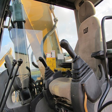 Caterpillar – 323DL Used Excavator for Sale