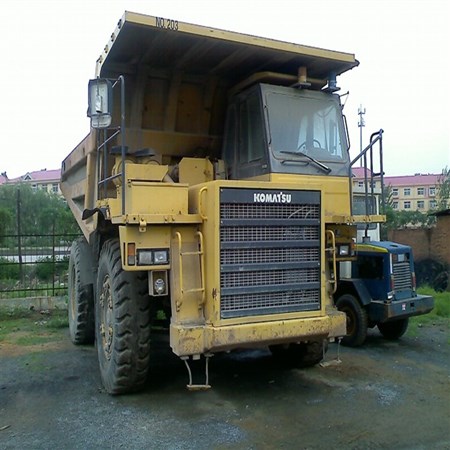 Used Komaysu HD325D-6