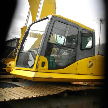 Used Komatsu Crawler Excavator – PC300LC-7 for Sale