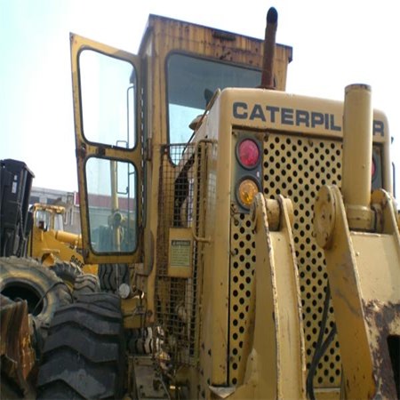 Caterpillar 140H motor grader