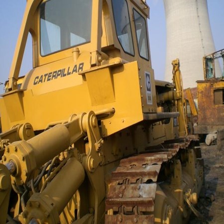 Caterpillar D8K bulldozer