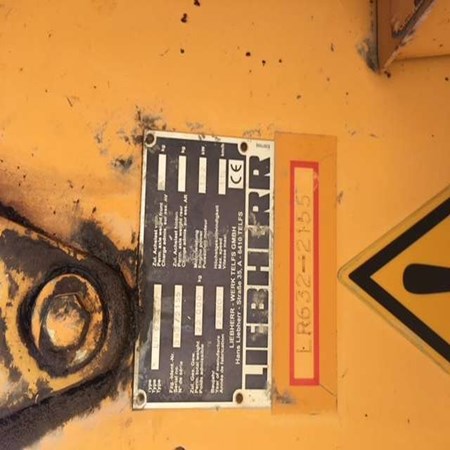 Used LIEBHERR LR632 LITRONIC Crawler Loader for Sale