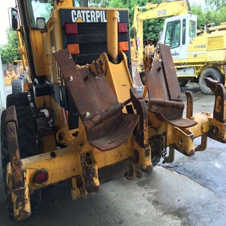 Used CATERPILLAR 140H Grader for Sale