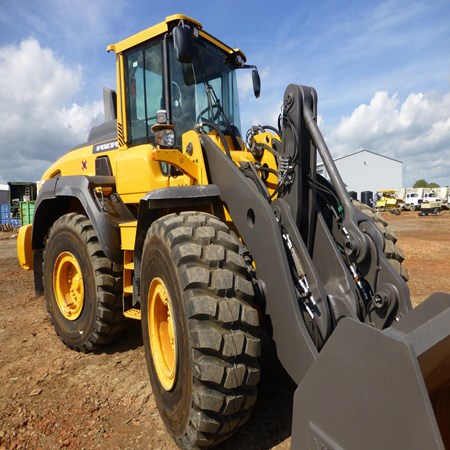 Used Volvo L120H Wheel Loader for Sale