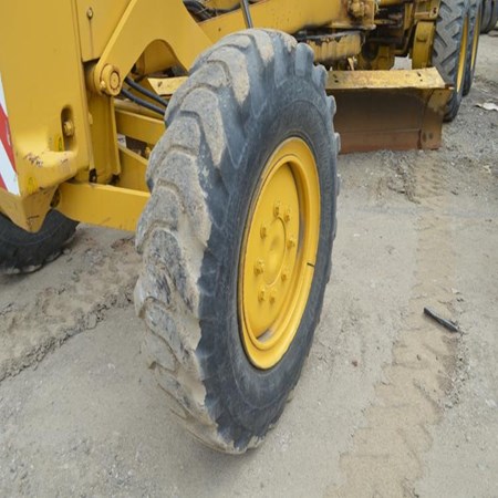 1995 KOMATSU GD405A-2A Used Motor Grader for Sale