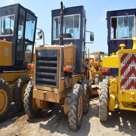 Used KOMATSU GD405A-2 Motor Grader for Sale