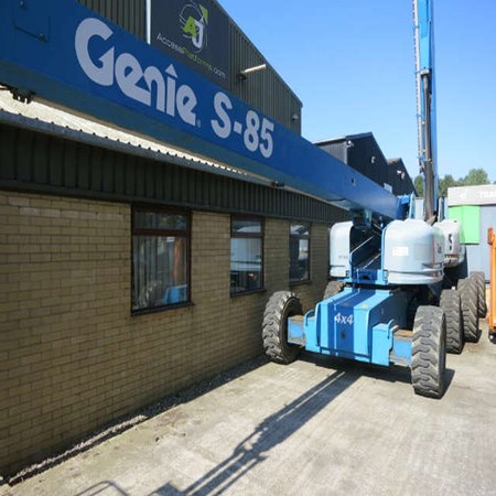 Used Genie S 85 Telescopic Lift for sale at Caldicot (UK)