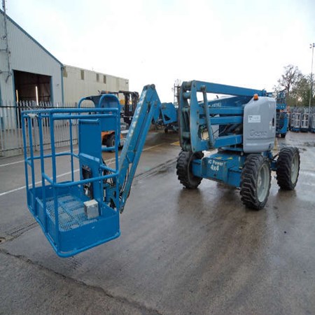 Used Z 45-25 J RT 4x4 Genie Lift for sale - 2004 Year, 2503 Hours at Caldicot (UK)