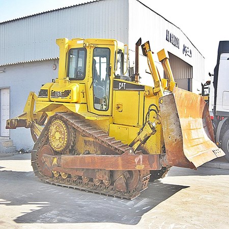 CATERPILLAR USED BULLDOZER - 1999 D6R for Sale