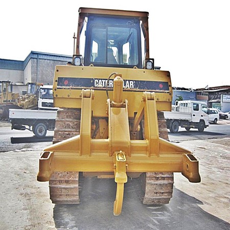 2005 D6R CATERPILLAR - USED BULLDOZER for Sale