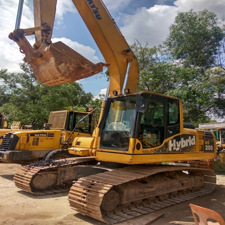 13 Units of Used Hybrid Komatsu HB205 & Hybrid Komatsu HB215 Excavator for Sale