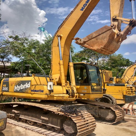 13 Units of Used Hybrid Komatsu HB205 & Hybrid Komatsu HB215 Excavator for Sale