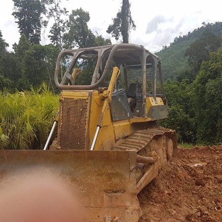 40 Units of Used Bulldozer - Komatsu D85SS-2 for Sale