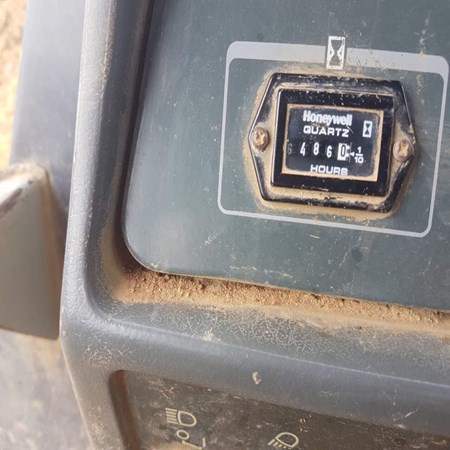40 Units of Used Bulldozer - Komatsu D85SS-2 for Sale