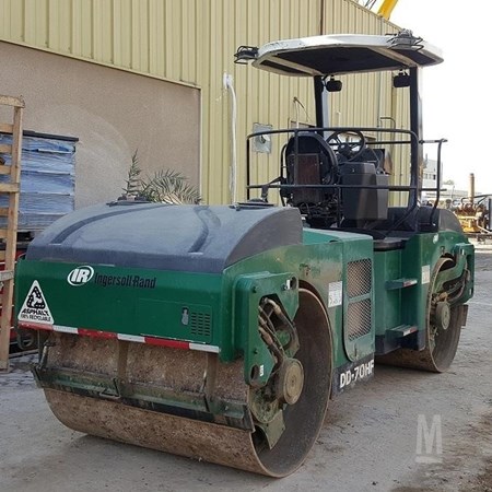 INGERSOLL-RAND DD70HF Used Smooth Drum Compactor for Sale