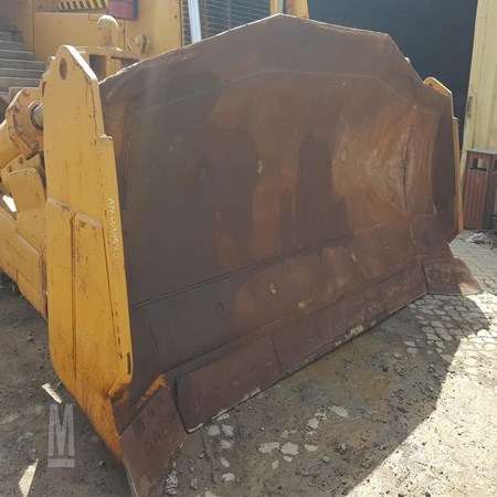 2 Units of Used Crawler Dozer CAT D8R for Sale