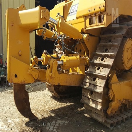 2 Units of Used Crawler Dozer CAT D8R for Sale