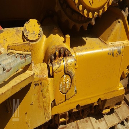 2 Units of Used Crawler Dozer CAT D8R for Sale