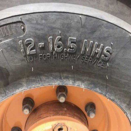 Year 2013 – CASE 586H Used Forklift for Sale