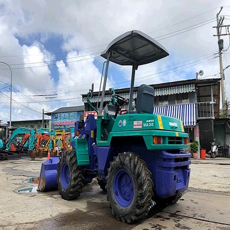 Used KOMATSU WA30-5E Skid Steer Loader for Sale