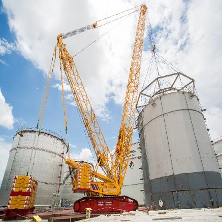 Used DEMAG CC2800-1 Crawler Crane for Sale