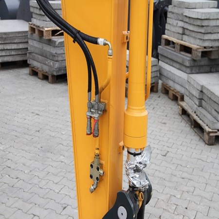 Used Mini excavator 7t - 12t Hyundai Robex 80 CR-9 for Sale