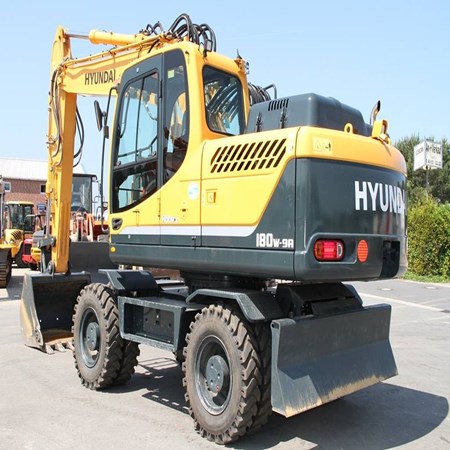 Hyundai Robex 180 W-9A - Used Wheeled Excavator for Sale