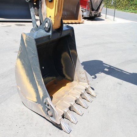 Hyundai Robex 180 W-9A - Used Wheeled Excavator for Sale