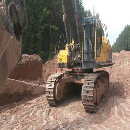 Used Volvo Crawler Excavator - EC 700 B LC - Year 2006 for Sale